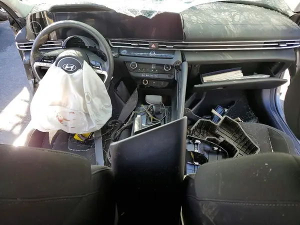 KMHLM4DG7RU776644 2024 HYUNDAI ELANTRA - Image 8