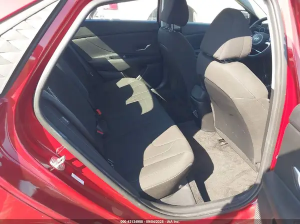 KMHLM4DG7RU779074 2024 HYUNDAI ELANTRA - Image 8
