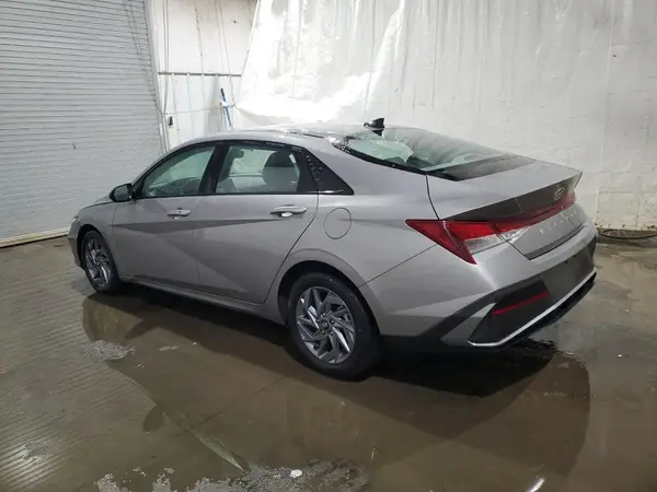 KMHLM4DG7RU780211 2024 HYUNDAI ELANTRA - Image 2