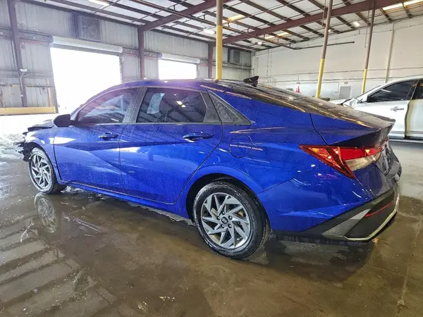 KMHLM4DG7RU798725 2024 HYUNDAI ELANTRA - Image 2