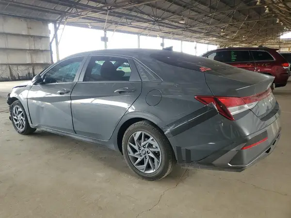 KMHLM4DG7RU805673 2024 HYUNDAI ELANTRA - Image 2