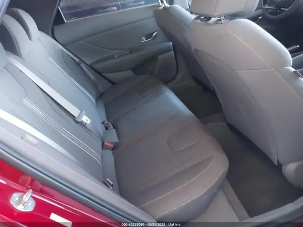 KMHLM4DG7RU807987 2024 HYUNDAI ELANTRA - Image 8