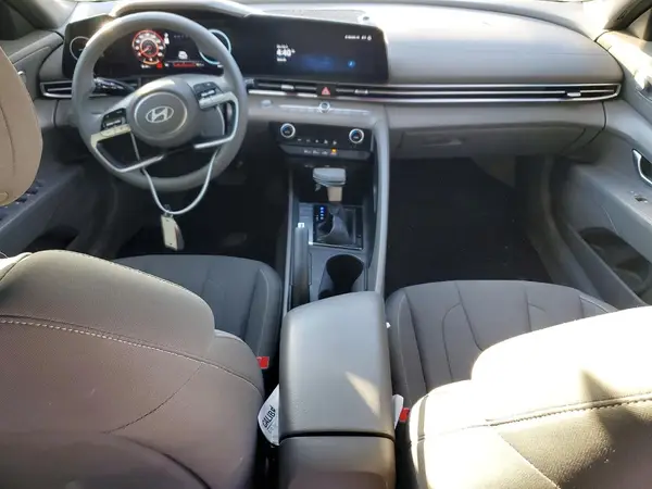 KMHLM4DG7RU808248 2024 HYUNDAI ELANTRA - Image 8