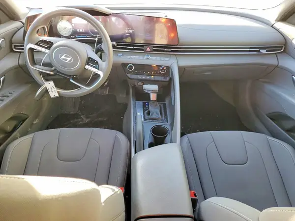 KMHLM4DG7RU810517 2024 HYUNDAI ELANTRA - Image 8