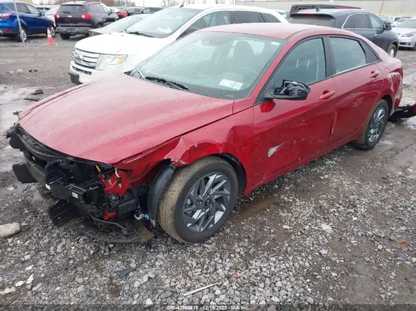 KMHLM4DG7RU813630 2024 HYUNDAI ELANTRA - Image 2