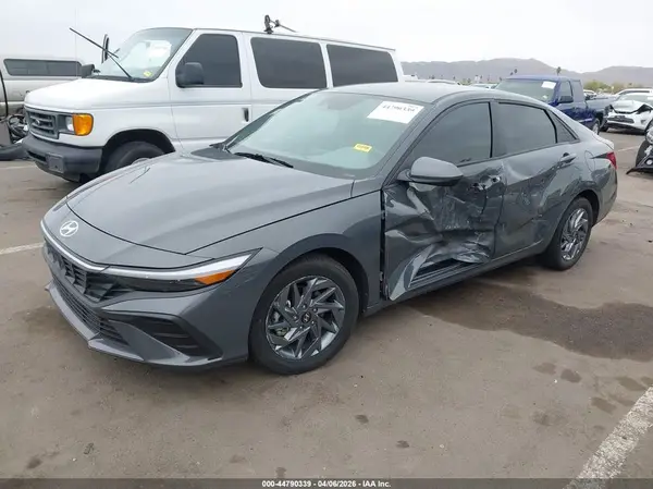 KMHLM4DG7RU841721 2024 HYUNDAI ELANTRA - Image 2