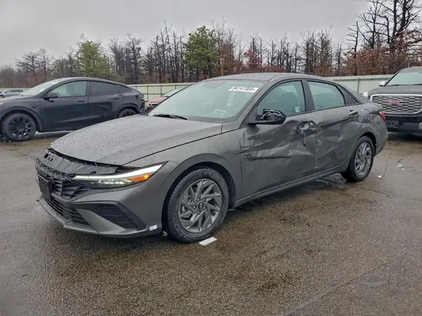 KMHLM4DG7RU849740 2024 HYUNDAI ELANTRA - Image 1