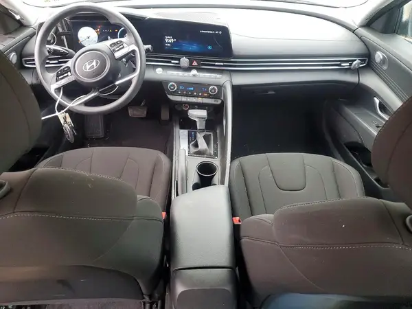 KMHLM4DG7RU852055 2024 HYUNDAI ELANTRA - Image 8