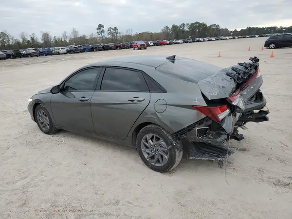 KMHLM4DG7RU852136 2024 HYUNDAI ELANTRA - Image 2