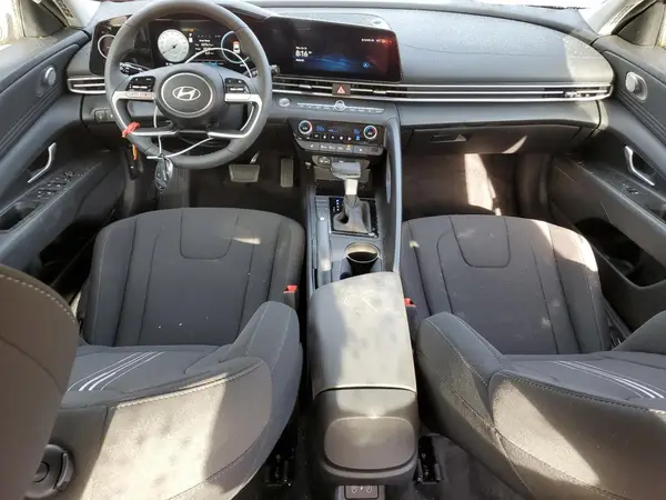 KMHLM4DG7SU008474 2025 HYUNDAI ELANTRA - Image 8