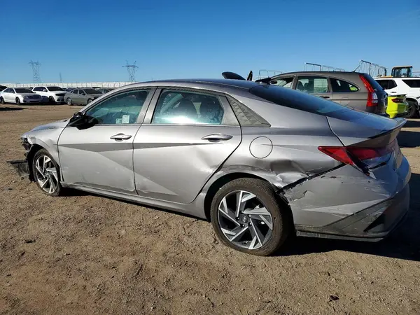 KMHLM4DG7SU019037 2025 HYUNDAI ELANTRA - Image 2