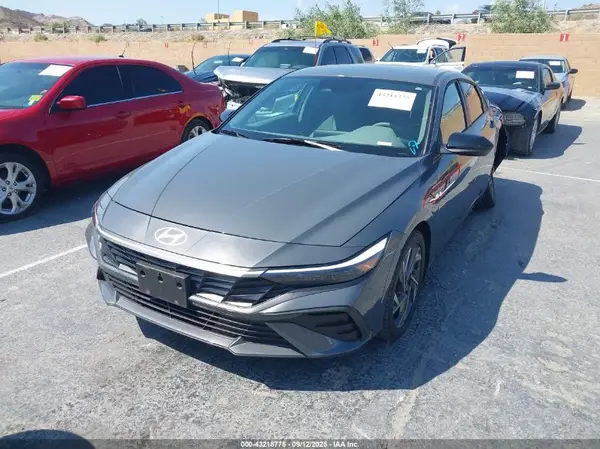 KMHLM4DG7SU020513 2025 HYUNDAI ELANTRA - Image 2