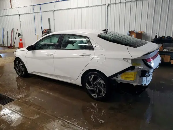 KMHLM4DG7SU022410 2025 HYUNDAI ELANTRA - Image 2