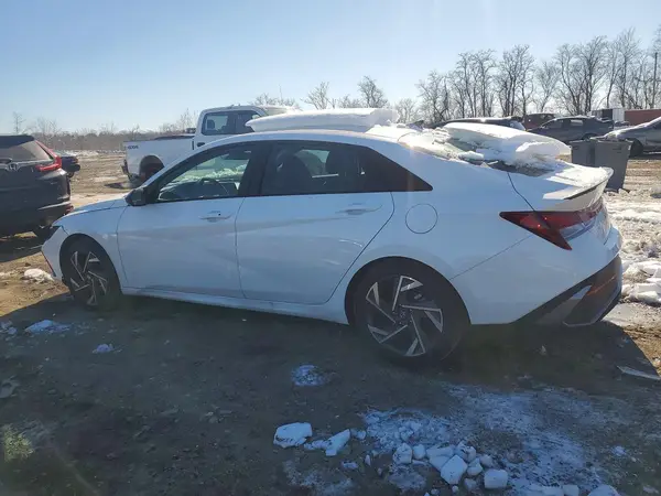 KMHLM4DG7SU025081 2025 HYUNDAI ELANTRA - Image 2