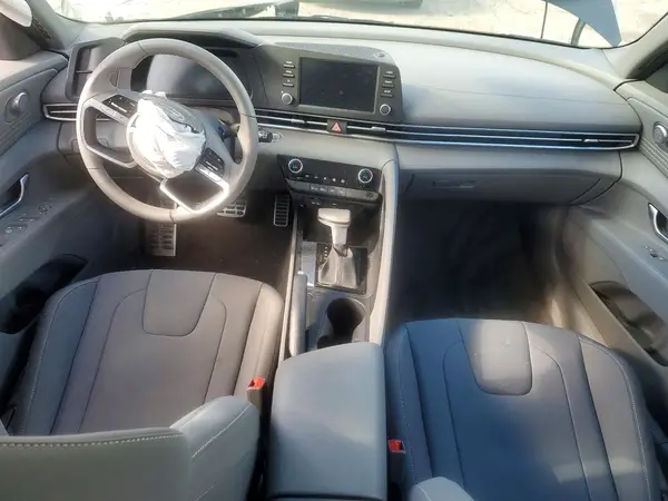 KMHLM4DG7SU025338 2025 HYUNDAI ELANTRA - Image 8