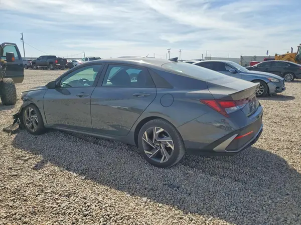 KMHLM4DG7SU046223 2025 HYUNDAI ELANTRA - Image 2