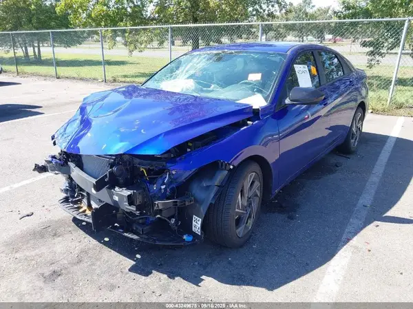 KMHLM4DG7SU048778 2025 HYUNDAI ELANTRA - Image 2