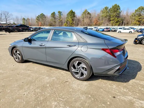 KMHLM4DG7SU067623 2025 HYUNDAI ELANTRA - Image 2