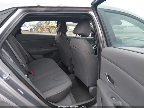 KMHLM4DG7SU069047 2025 HYUNDAI ELANTRA - Image 8