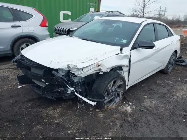 KMHLM4DG7SU074118 2025 HYUNDAI ELANTRA - Image 2