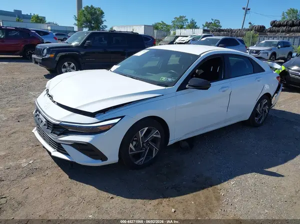 KMHLM4DG7SU074720 2025 HYUNDAI ELANTRA - Image 2
