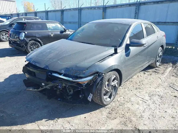KMHLM4DG7SU077827 2025 HYUNDAI ELANTRA - Image 2