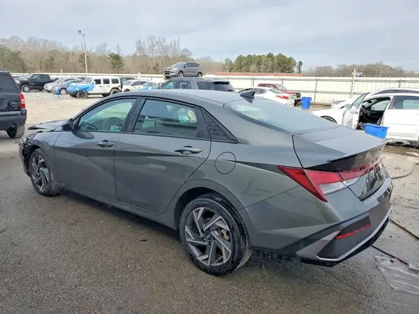 KMHLM4DG7SU869217 2025 HYUNDAI ELANTRA - Image 2