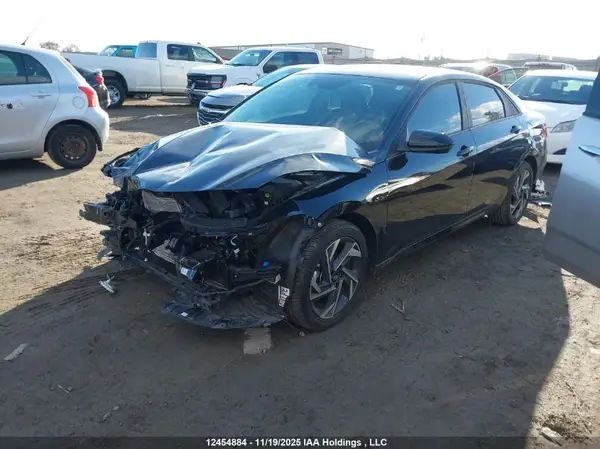KMHLM4DG7SU869931 2025 HYUNDAI ELANTRA - Image 2