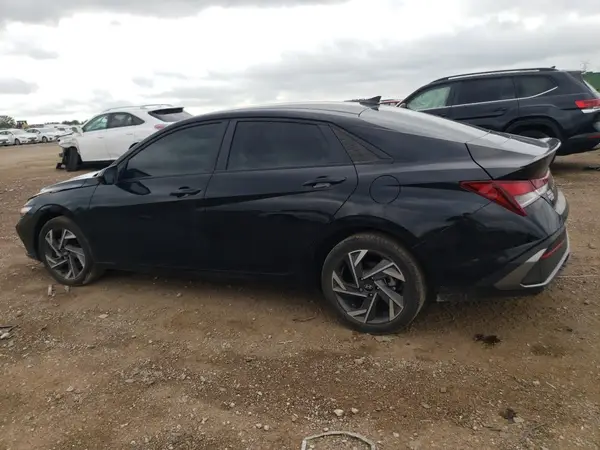 KMHLM4DG7SU873655 2025 HYUNDAI ELANTRA - Image 2