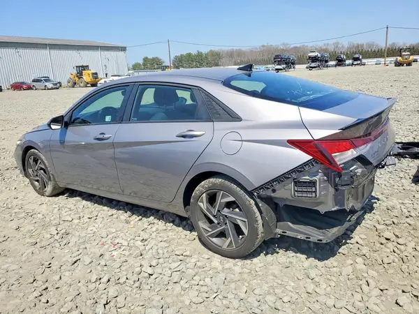 KMHLM4DG7SU885742 2025 HYUNDAI ELANTRA - Image 2