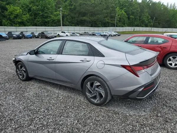 KMHLM4DG7SU892769 2025 HYUNDAI ELANTRA - Image 2