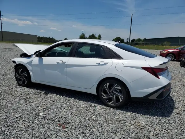 KMHLM4DG7SU893839 2025 HYUNDAI ELANTRA - Image 2