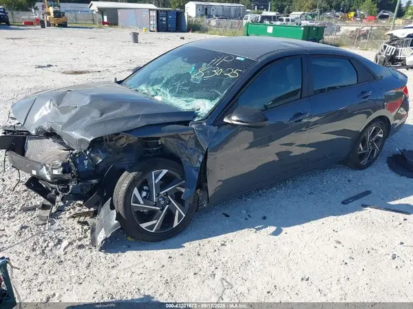 KMHLM4DG7SU896191 2025 HYUNDAI ELANTRA - Image 2