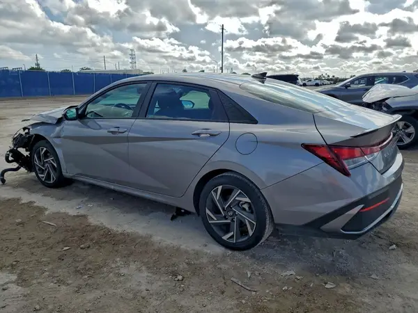 KMHLM4DG7SU896207 2025 HYUNDAI ELANTRA - Image 2