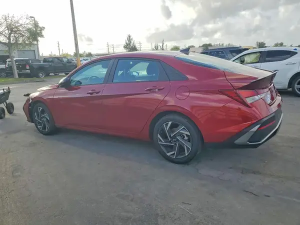 KMHLM4DG7SU898863 2025 HYUNDAI ELANTRA - Image 2