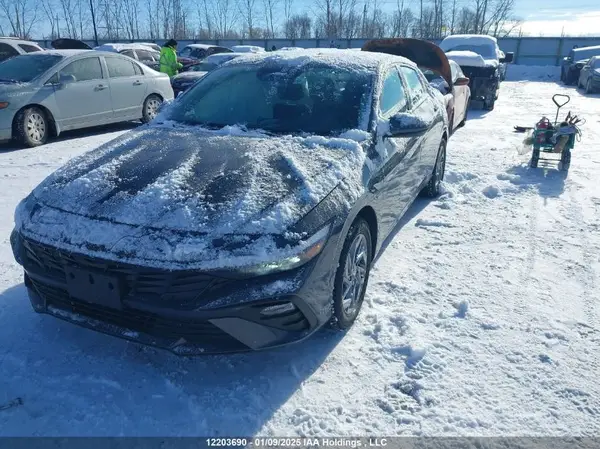KMHLM4DG7SU899477 2025 HYUNDAI ELANTRA - Image 2
