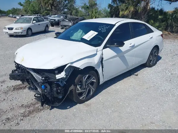 KMHLM4DG7SU903012 2025 HYUNDAI ELANTRA - Image 2