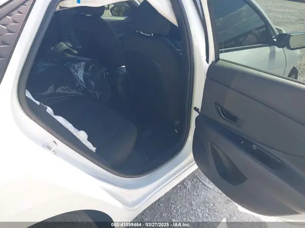 KMHLM4DG7SU903012 2025 HYUNDAI ELANTRA - Image 8
