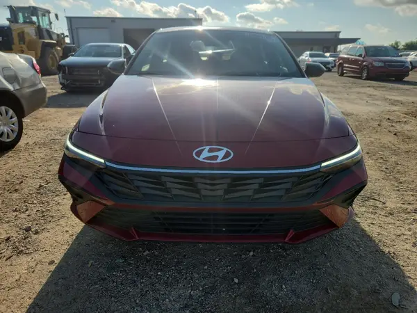 2025 HYUNDAI ELANTRA COPART lot 69664755 auction photo 5