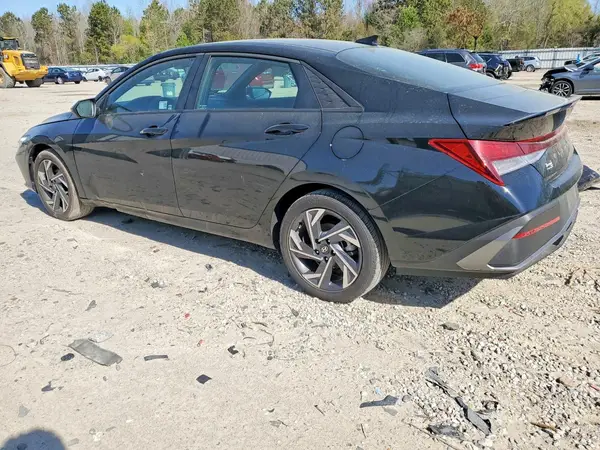 KMHLM4DG7SU936396 2025 HYUNDAI ELANTRA - Image 2