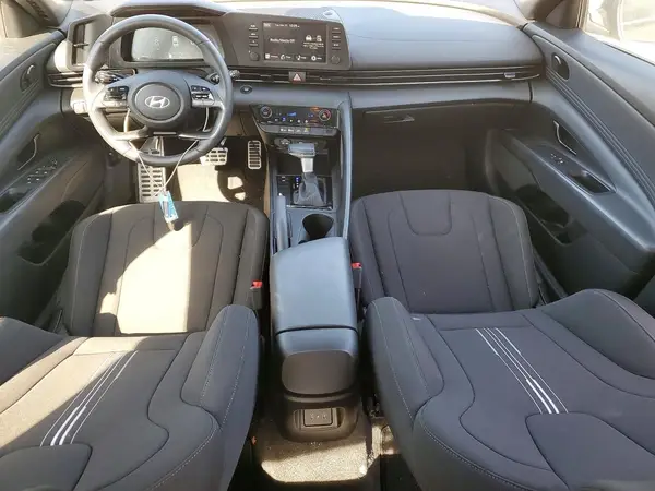 KMHLM4DG7SU936396 2025 HYUNDAI ELANTRA - Image 8