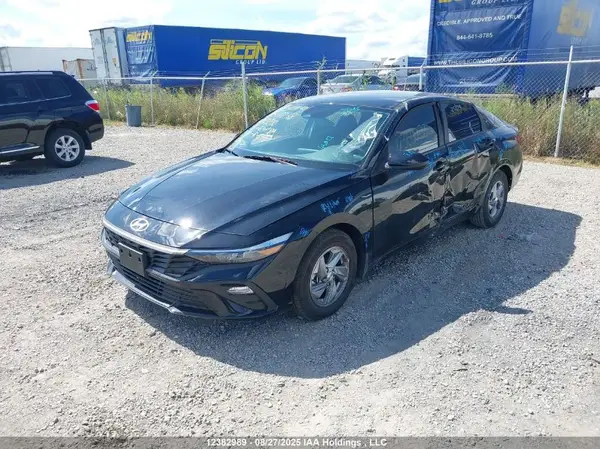 KMHLM4DG7SU937810 2025 HYUNDAI ELANTRA - Image 2