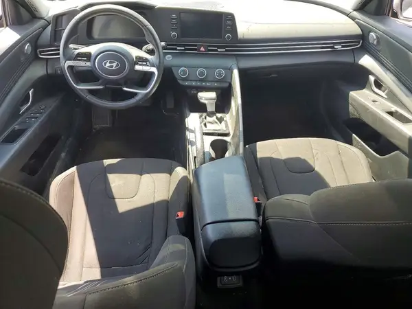 KMHLM4DG7SU944529 2025 HYUNDAI ELANTRA - Image 8