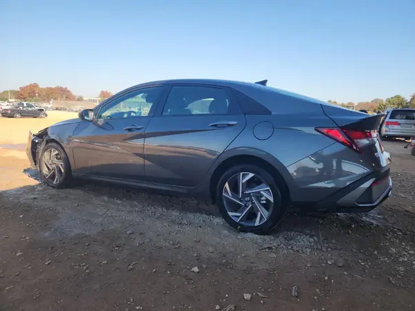 KMHLM4DG7SU955238 2025 HYUNDAI ELANTRA - Image 2