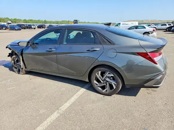 KMHLM4DG7SU955899 2025 HYUNDAI ELANTRA - Image 2