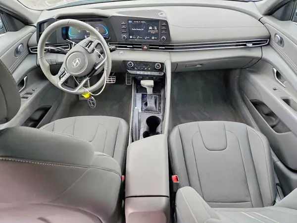 KMHLM4DG7SU960861 2025 HYUNDAI ELANTRA - Image 8