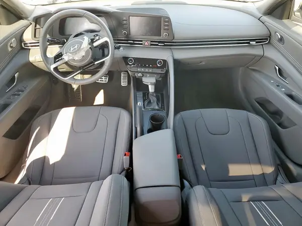 KMHLM4DG7SU961816 2025 HYUNDAI ELANTRA - Image 8