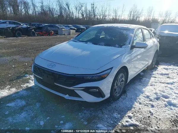 KMHLM4DG7SU965817 2025 HYUNDAI ELANTRA - Image 2