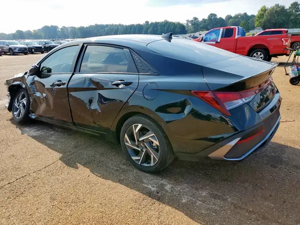 KMHLM4DG7SU979877 2025 HYUNDAI ELANTRA - Image 2