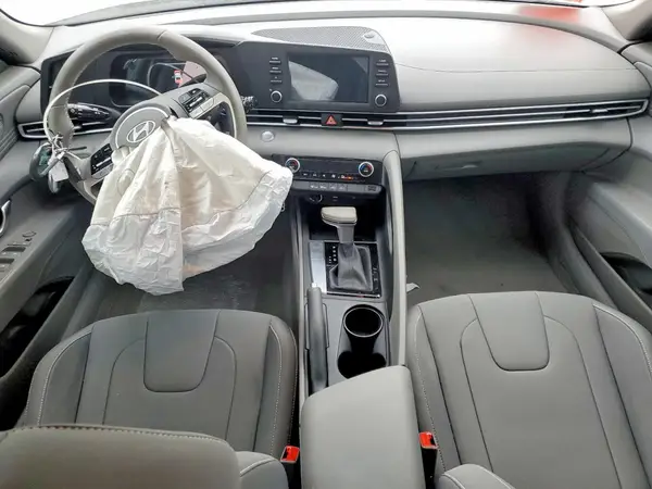 KMHLM4DG7SU986814 2025 HYUNDAI ELANTRA - Image 8